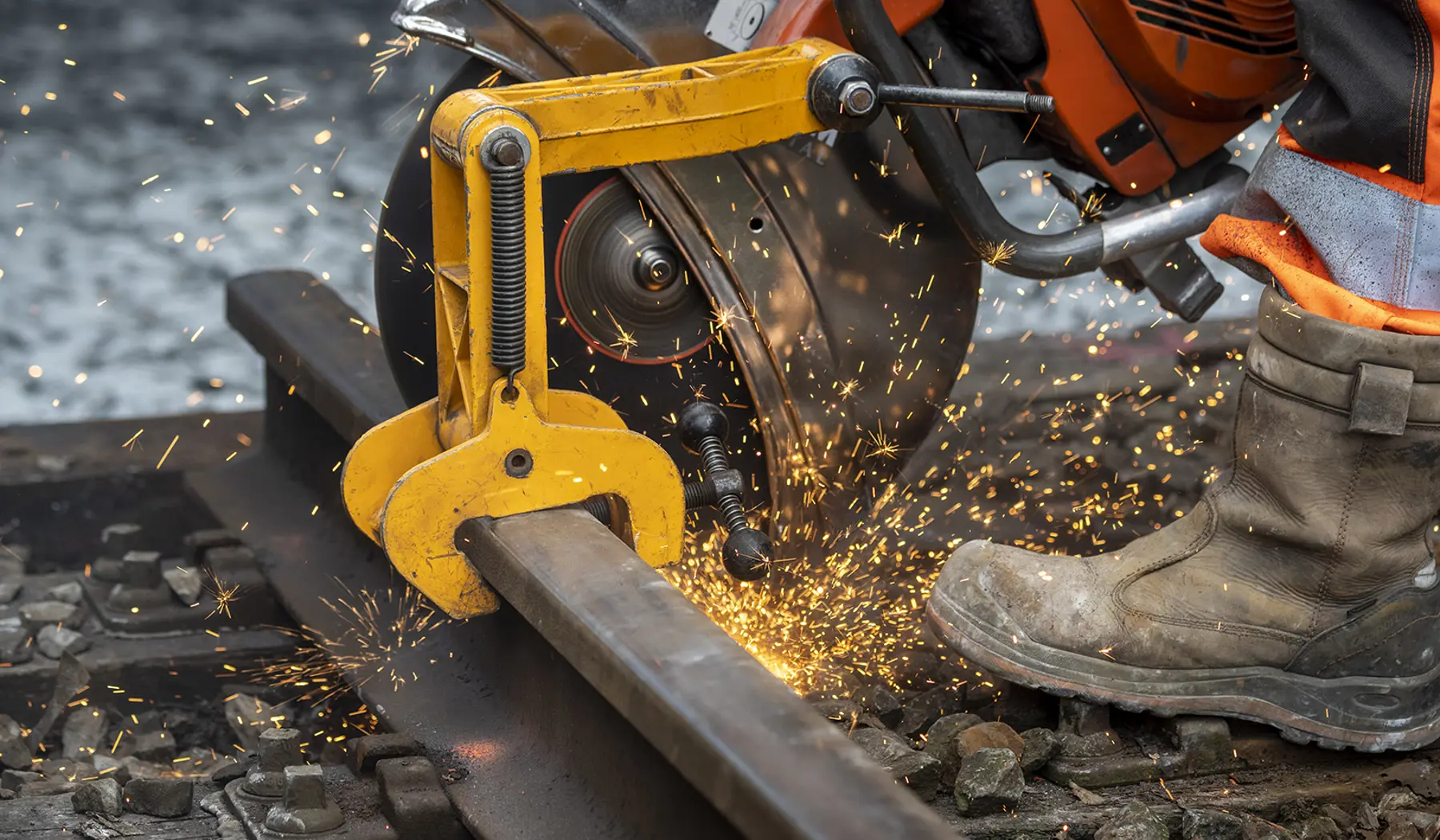 Tijdens een eerdere buitendienststelling werd er al aan het spoor gewerkt