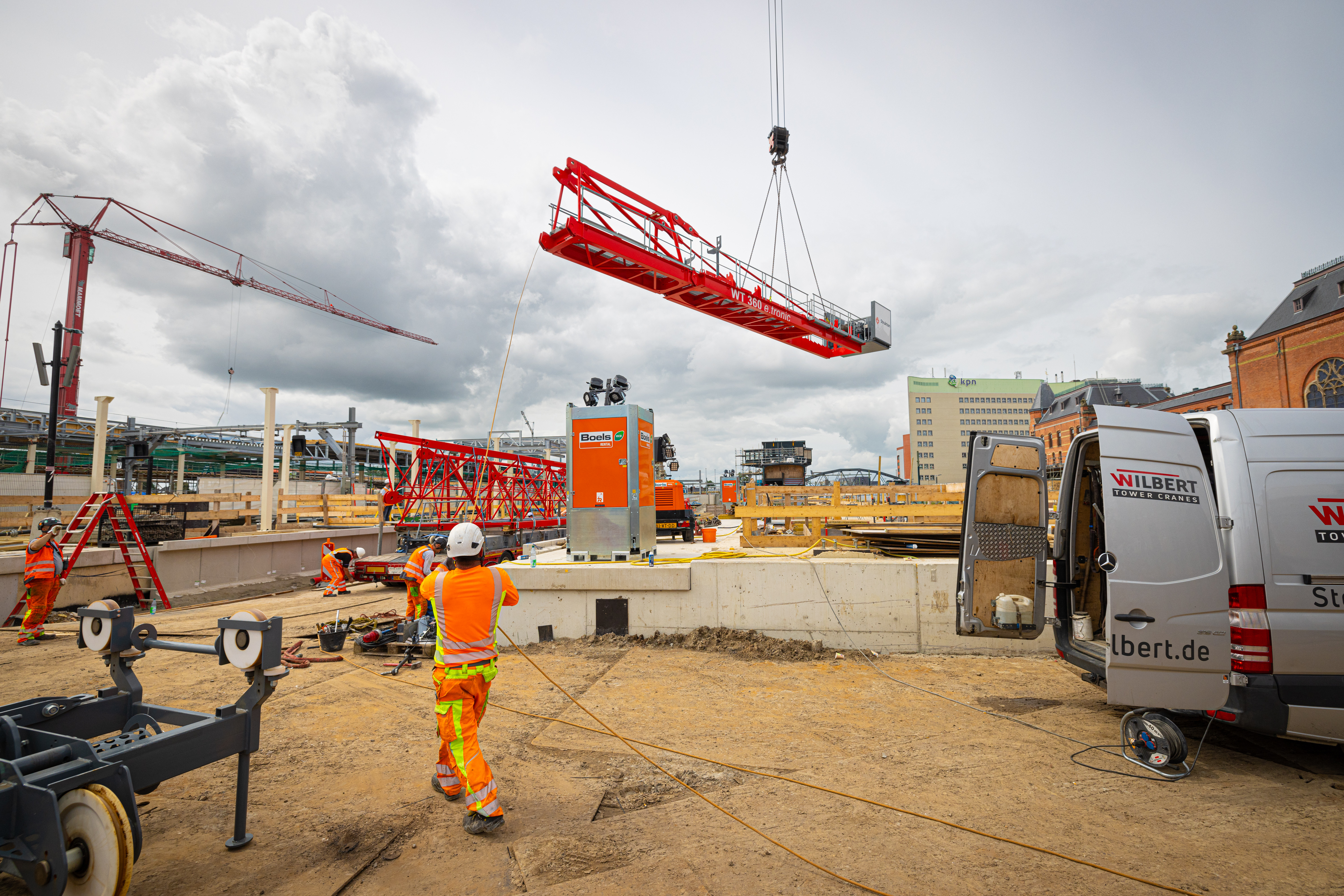 Tot en met 11 augustus rijden er bussen tussen Groningen Europapark en station Groningen