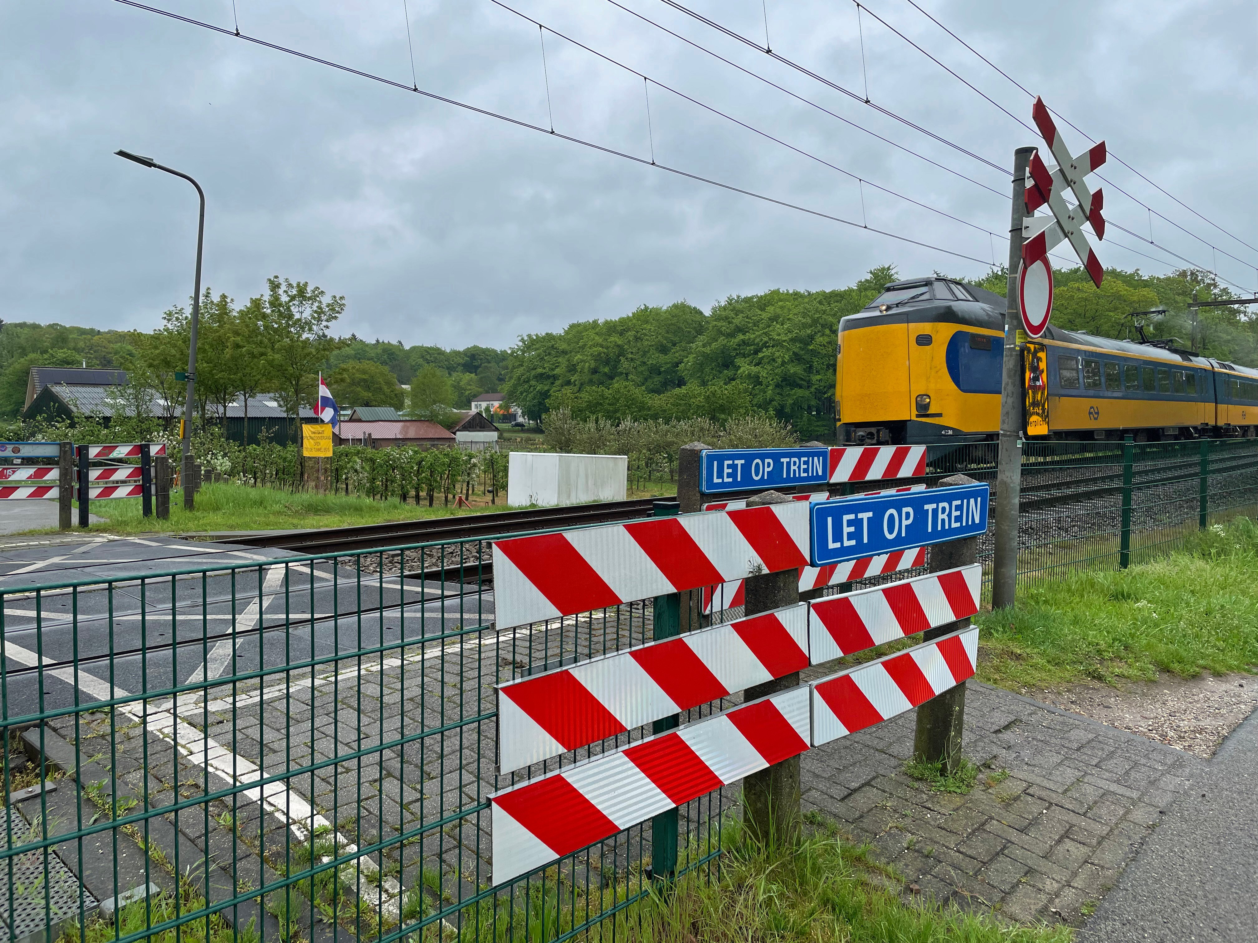 Overweg Lentsesteeg
