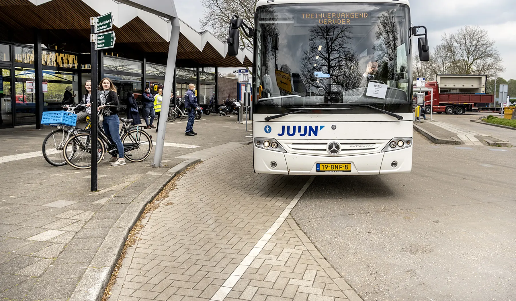Er rijden geen treinen: Qbuzz zet bussen in
