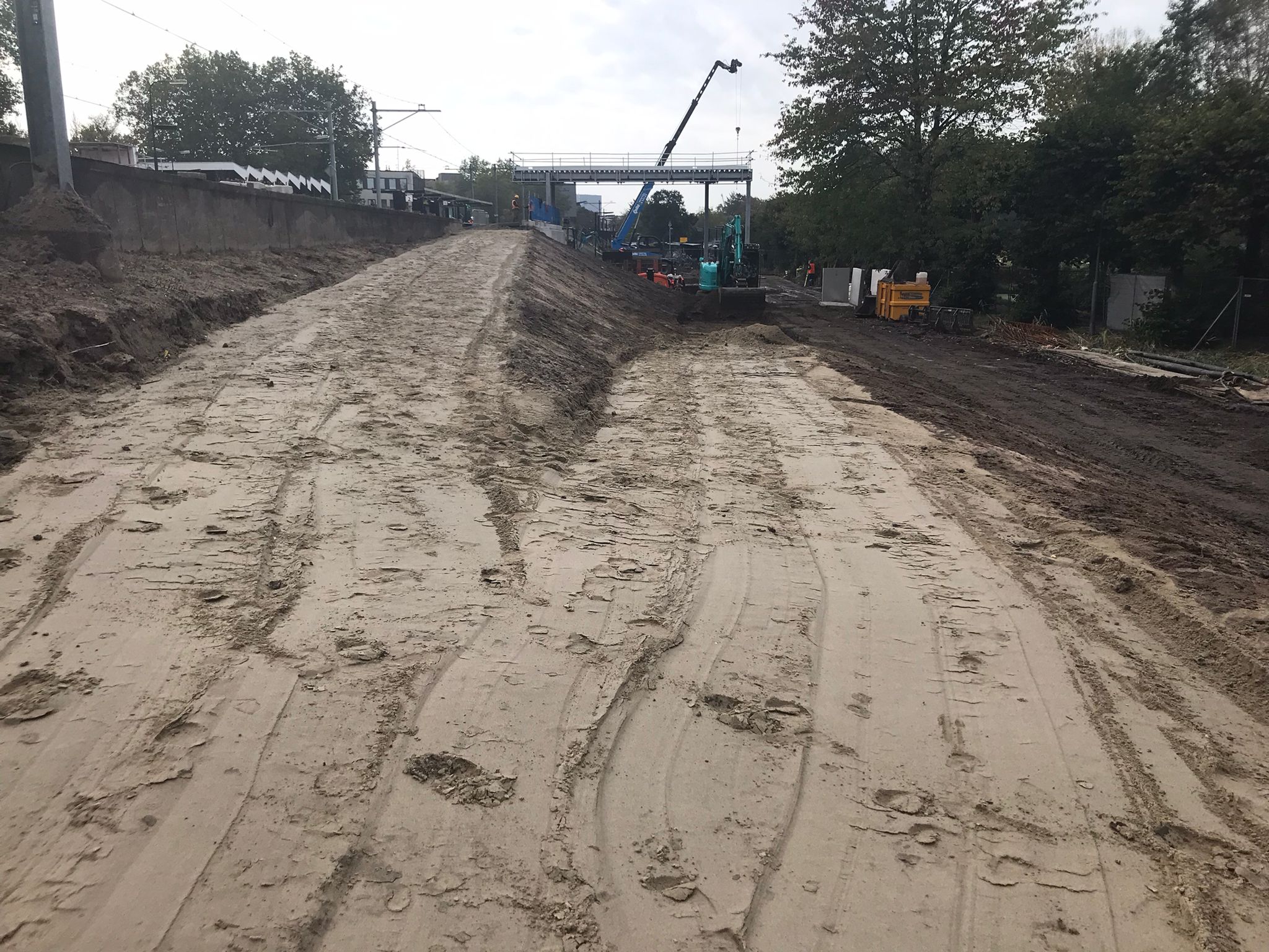 Er komt een hellingbaan naar het nieuwe zijperron