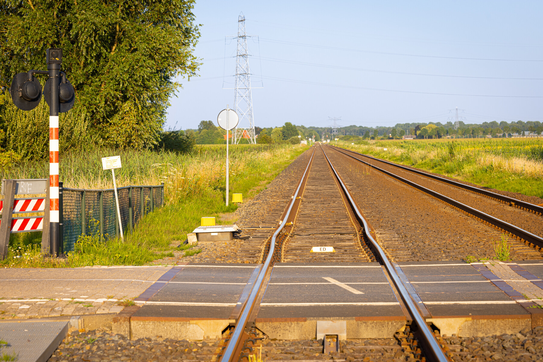 Spoorspatting in Elst 