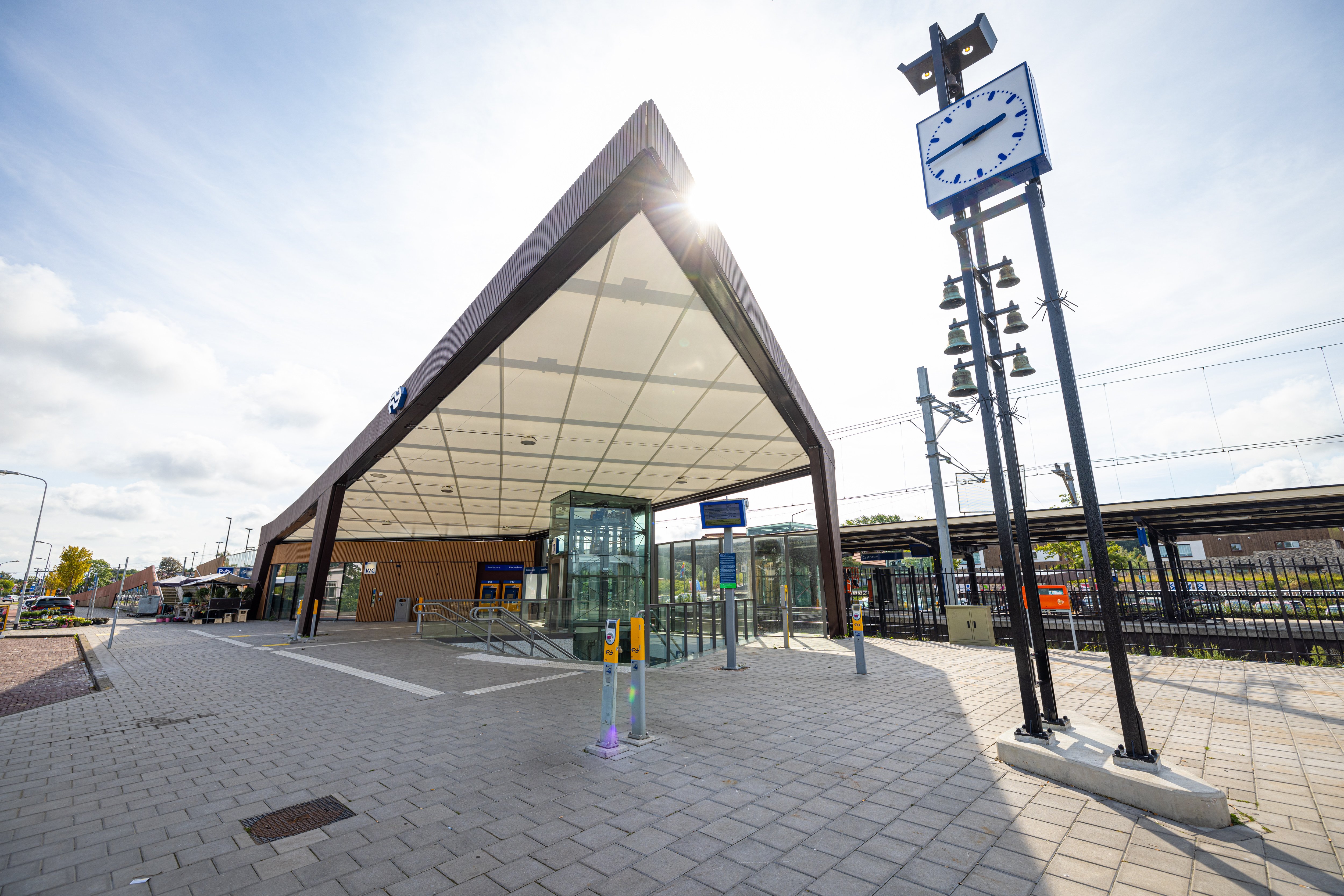 Station Castricum vernield