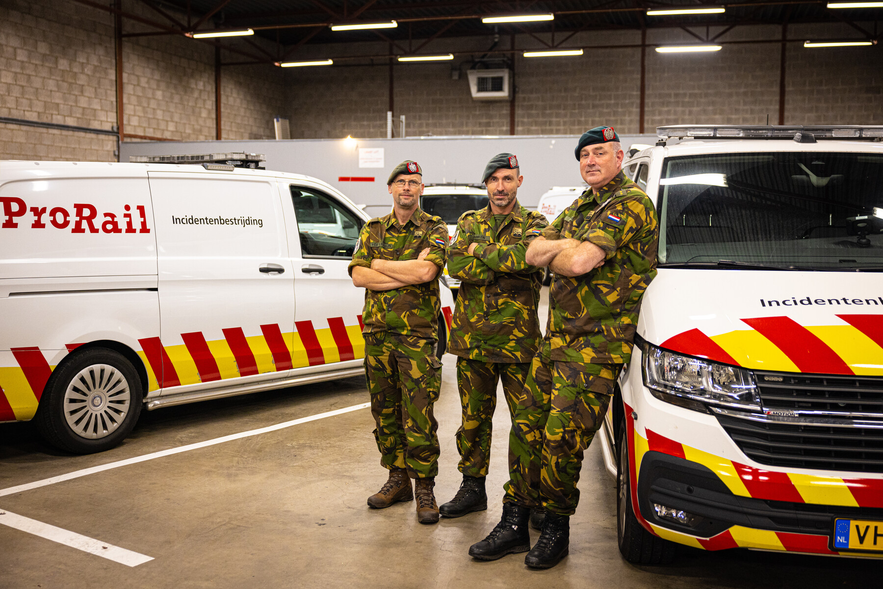 De militairen hebben geoefend in het bewaken en beveiligen van het spoorgebied 