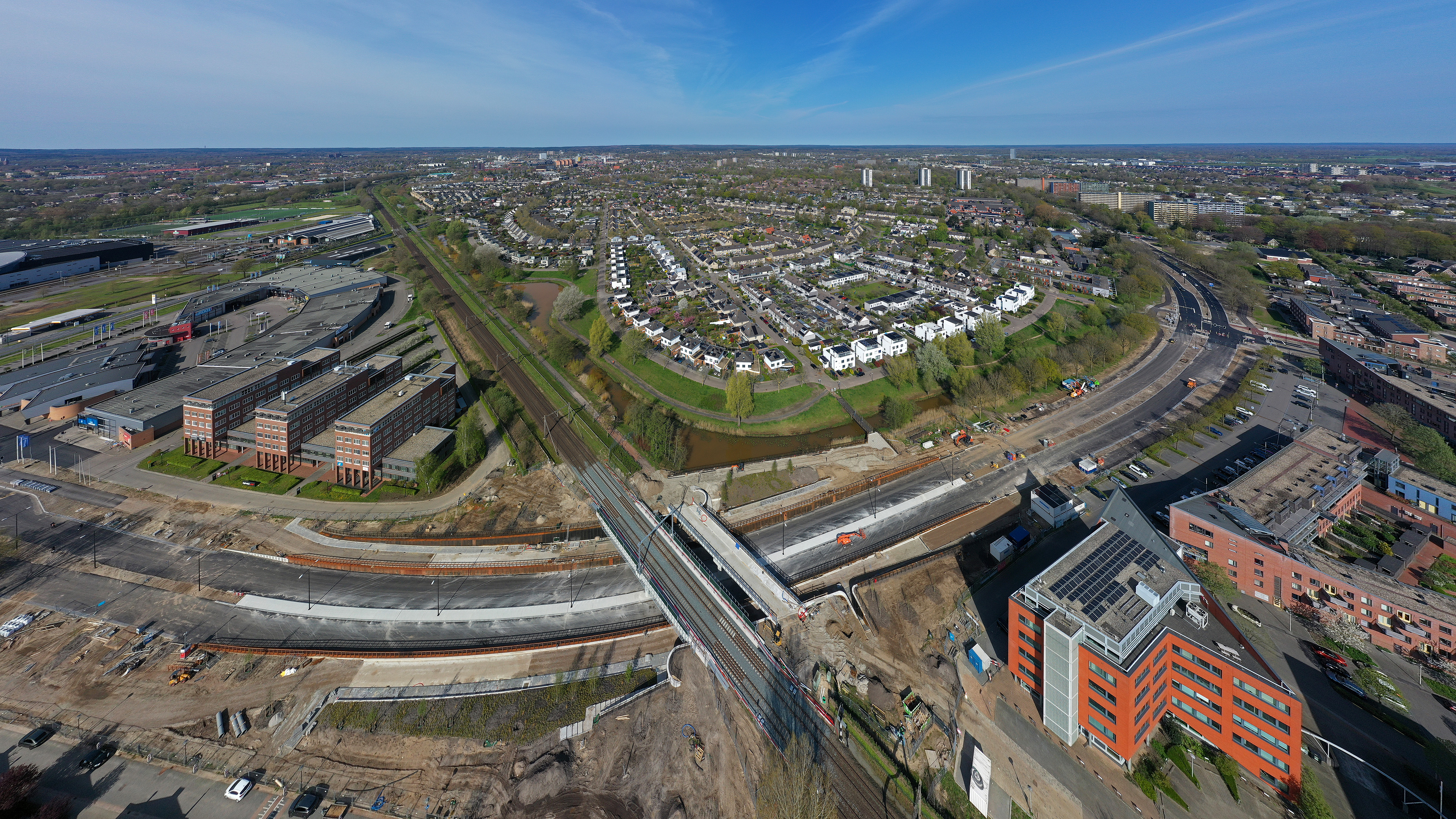 De nieuwe spoorwegtunnel aan de Laan van Osseveld 