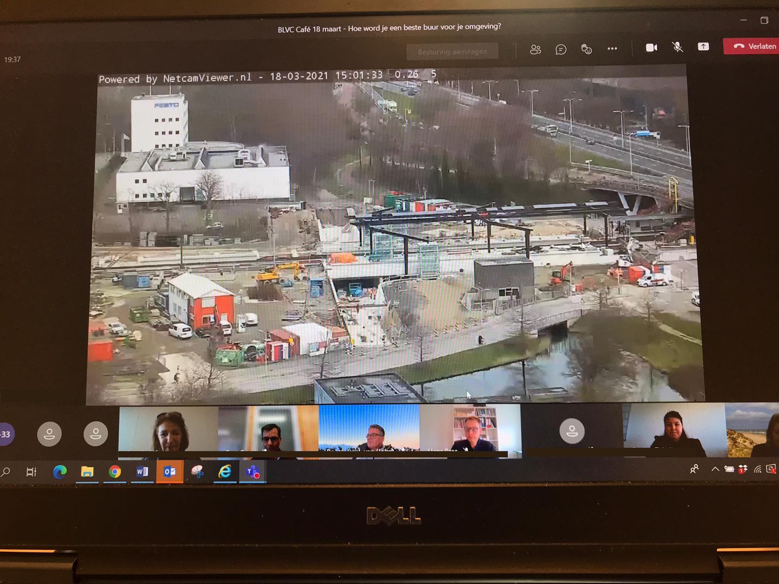 De bezoekers keken live mee naar de werkzaamheden