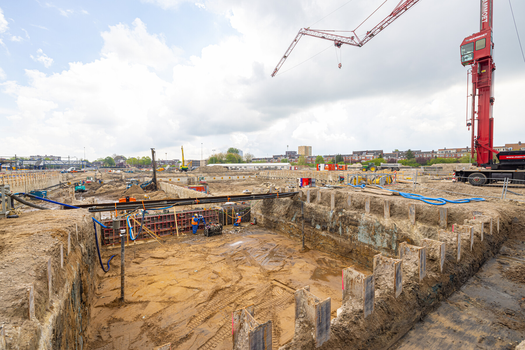 Een inkijkje in een van de toekomstige trapopgangen 