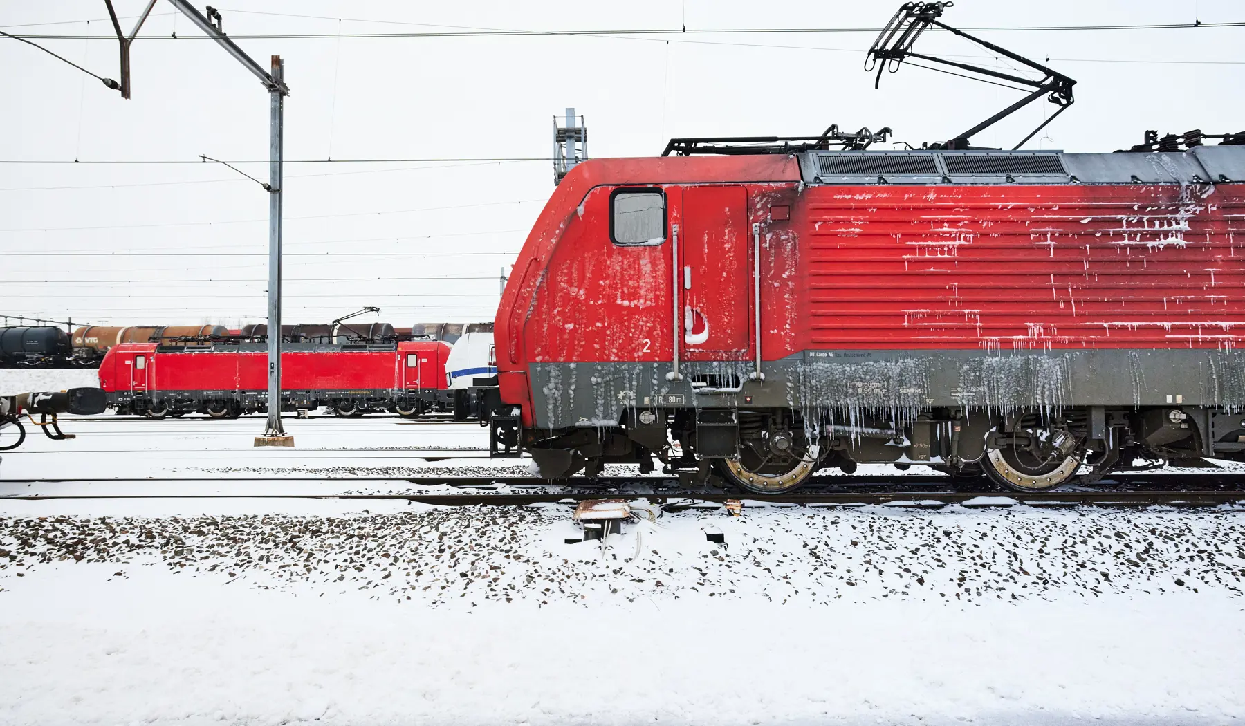Goederentreinen in de sneeuw
