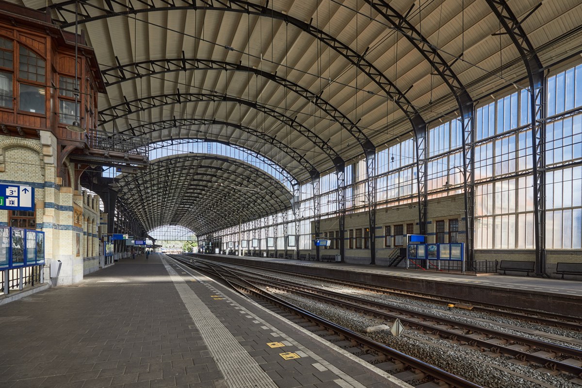 Perrons van station Haarlem
