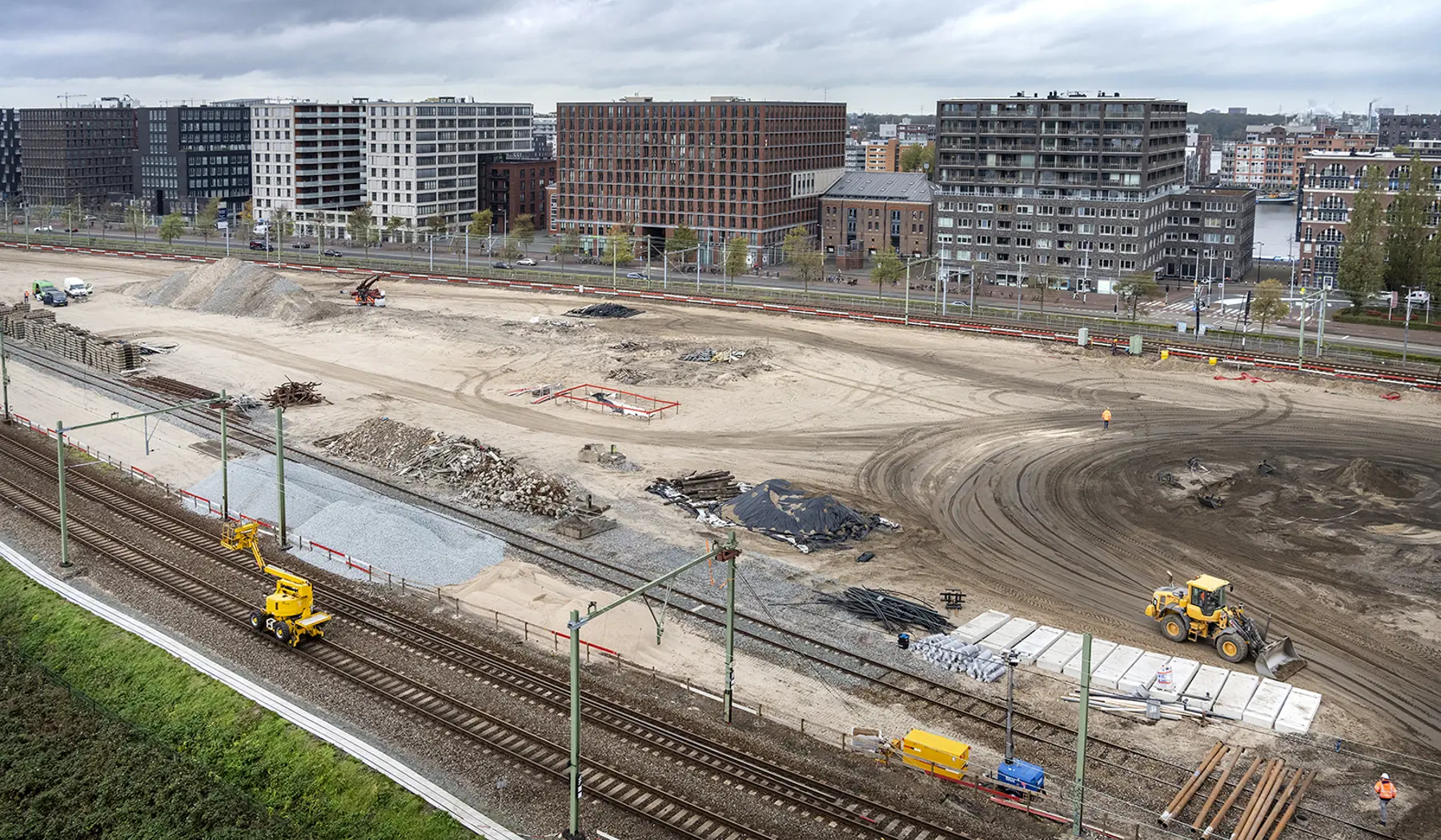 De bouwplaats van boven gezien