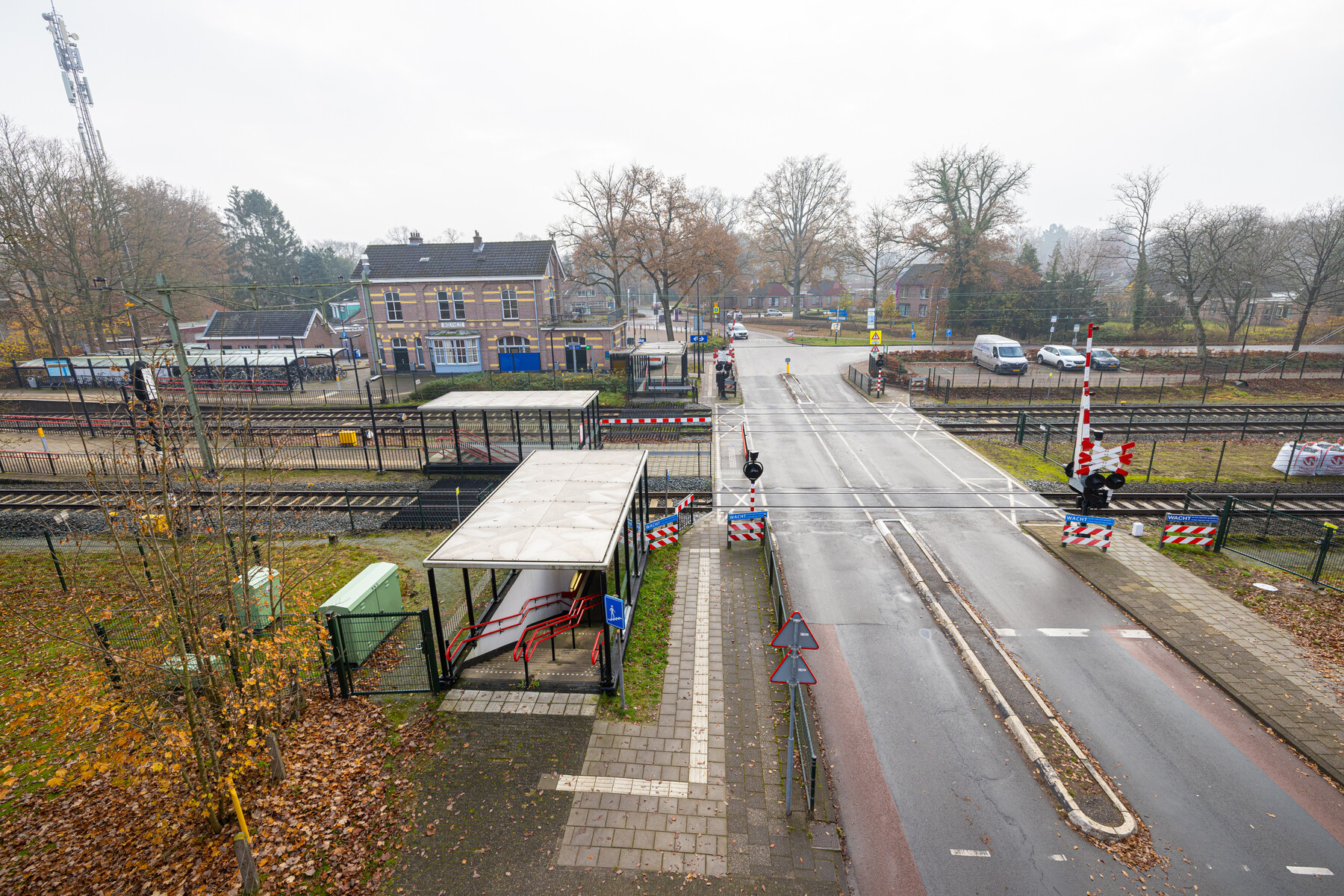 Overweg Wolfhezerweg in november 2021