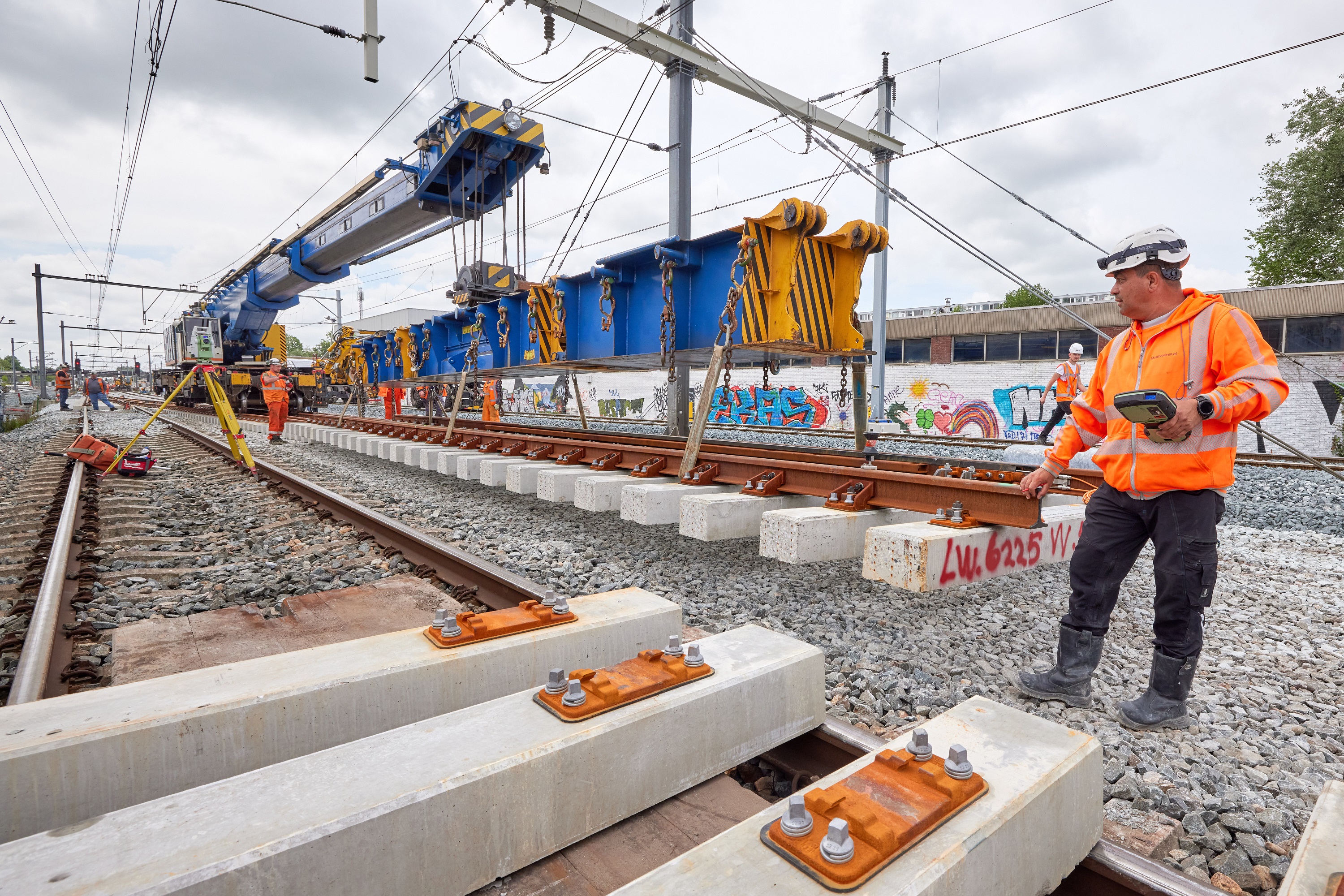 In 58 uur werden vijf nieuw wissels geplaatst