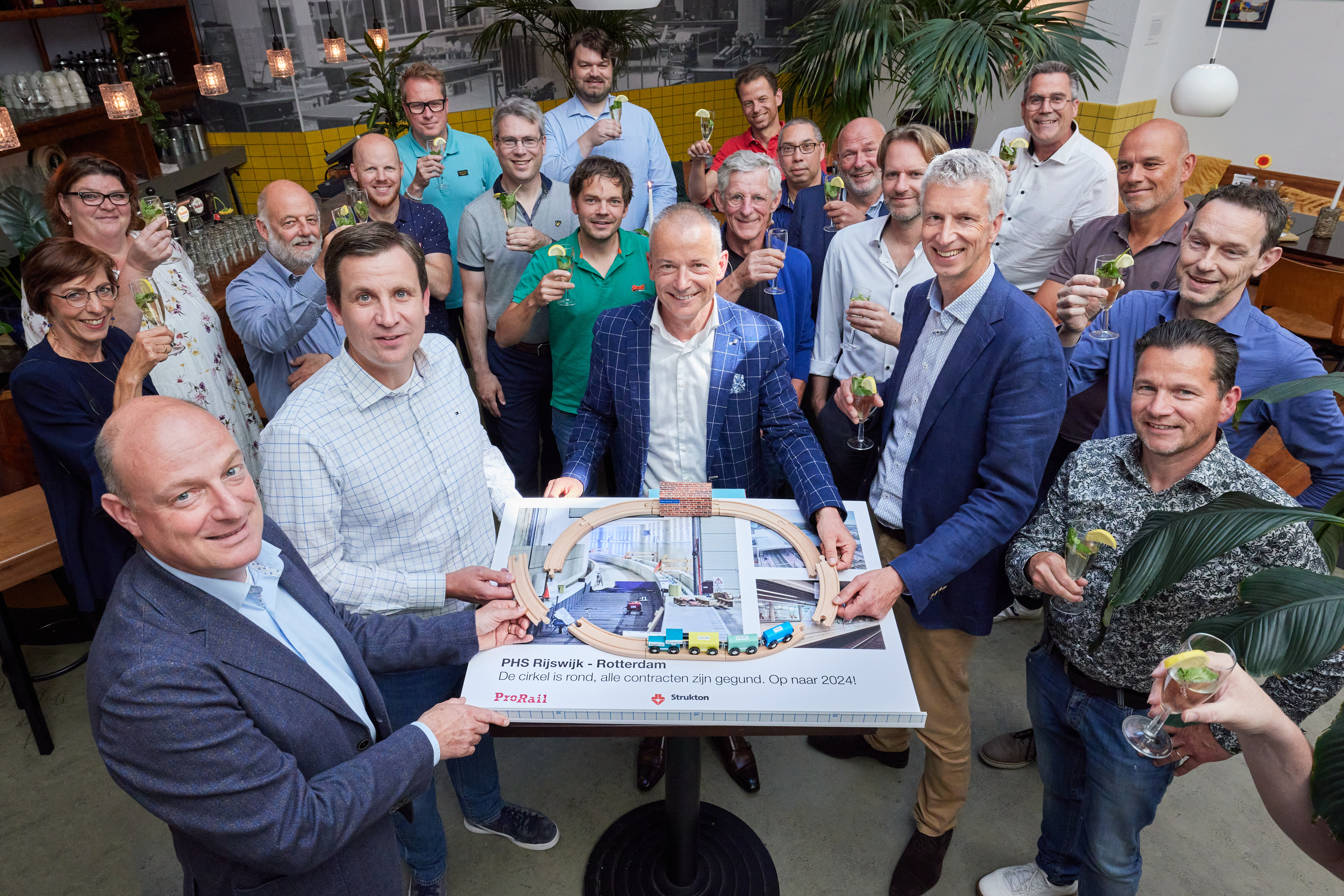 alle contracten gegund