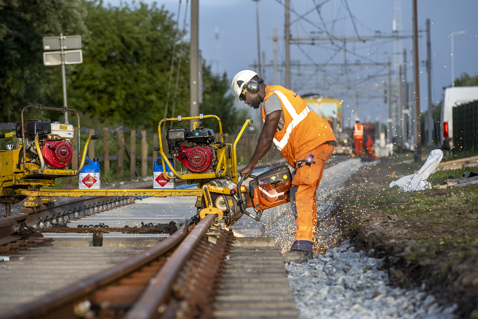 Bijslijpen voor de puntjes op de i