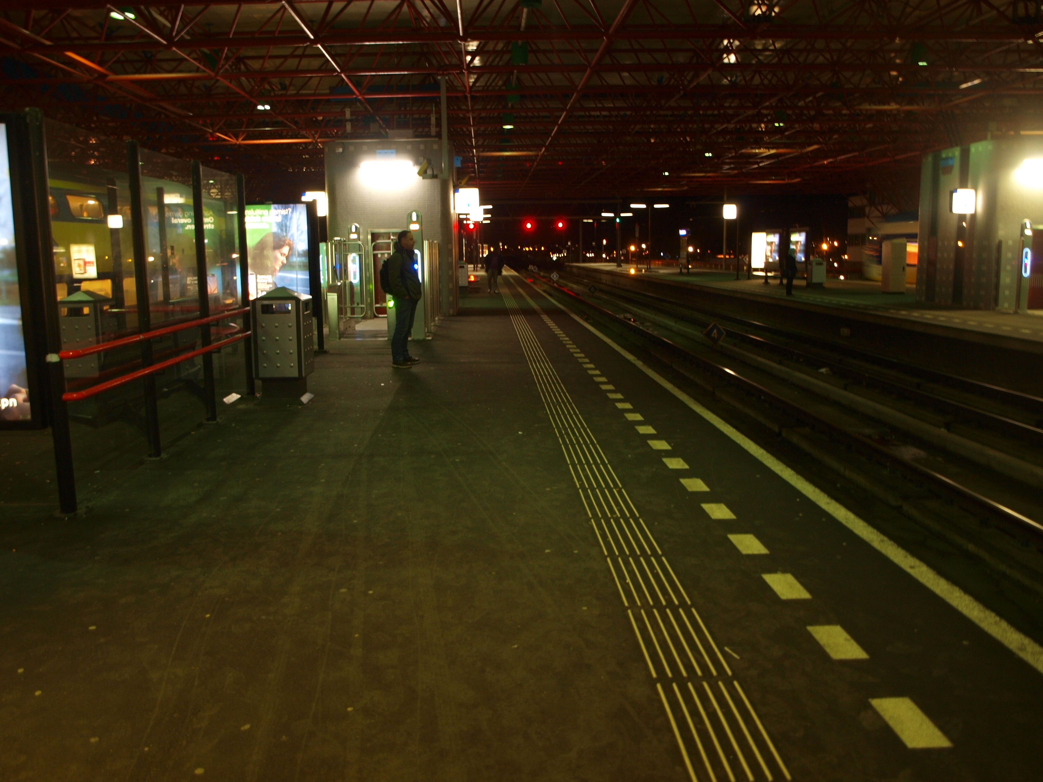 Tl-verlichting op station Almere