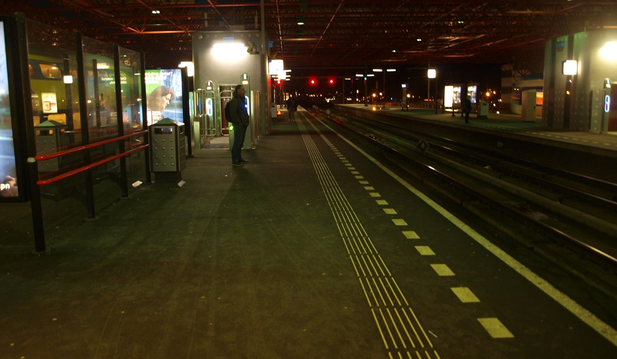 Tl-verlichting op station Almere