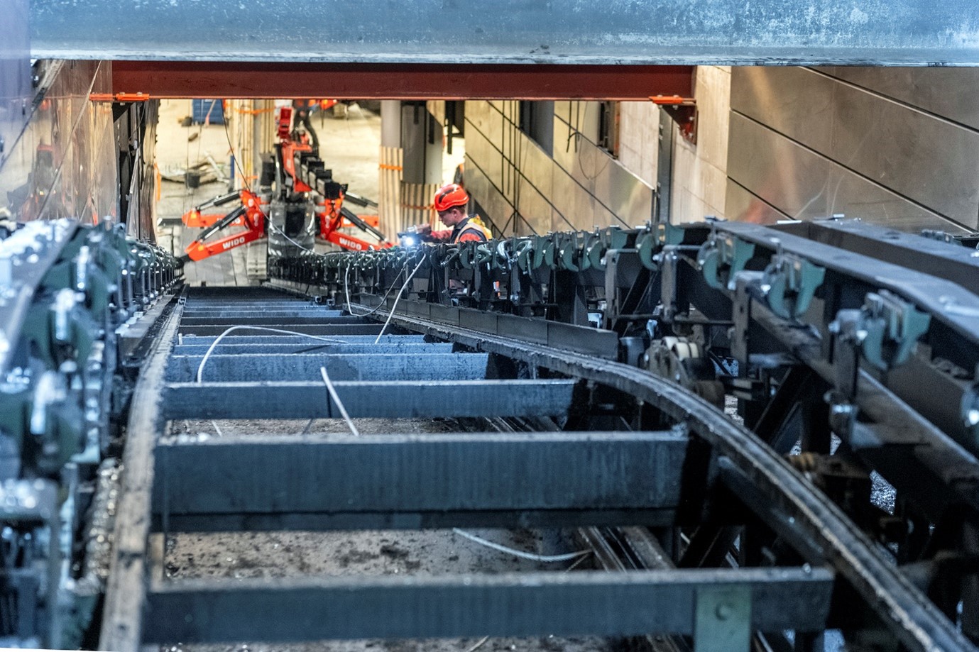Werkzaamheden in spoortunnel Schiphol