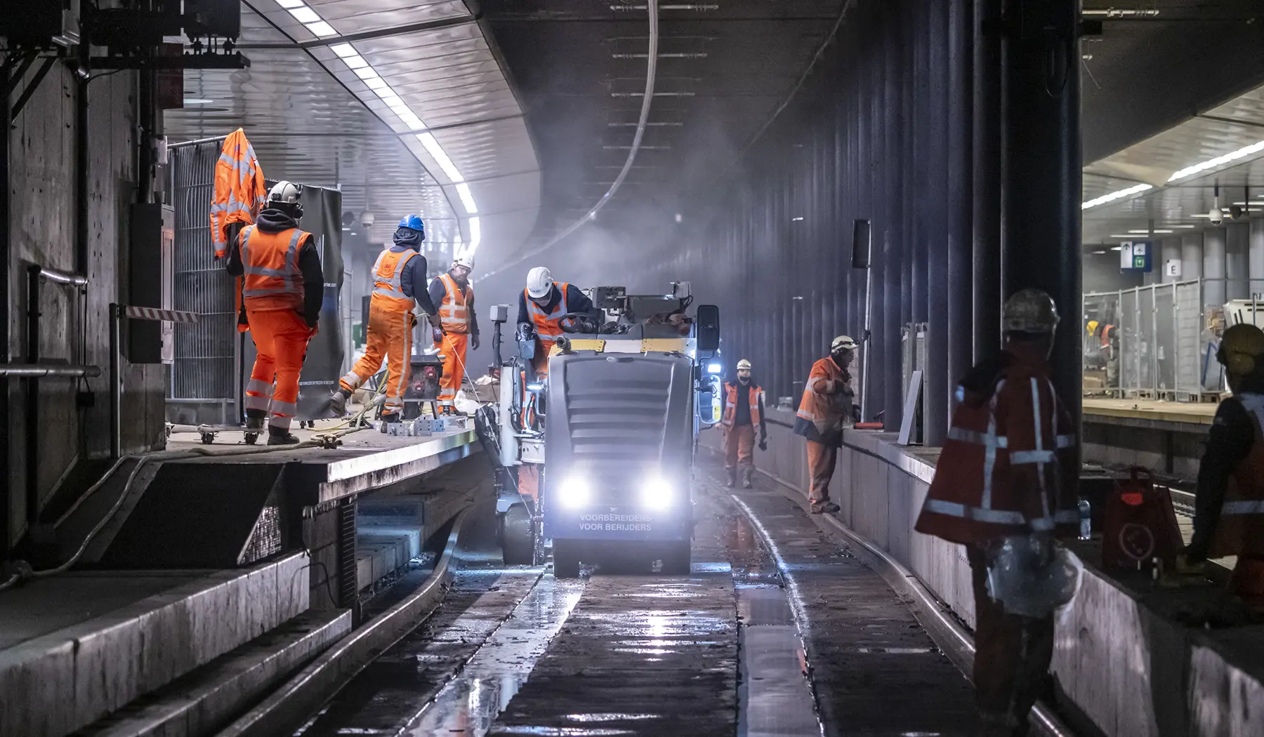 De sporen en de constructie waarop het spoor ligt, werden vernieuwd