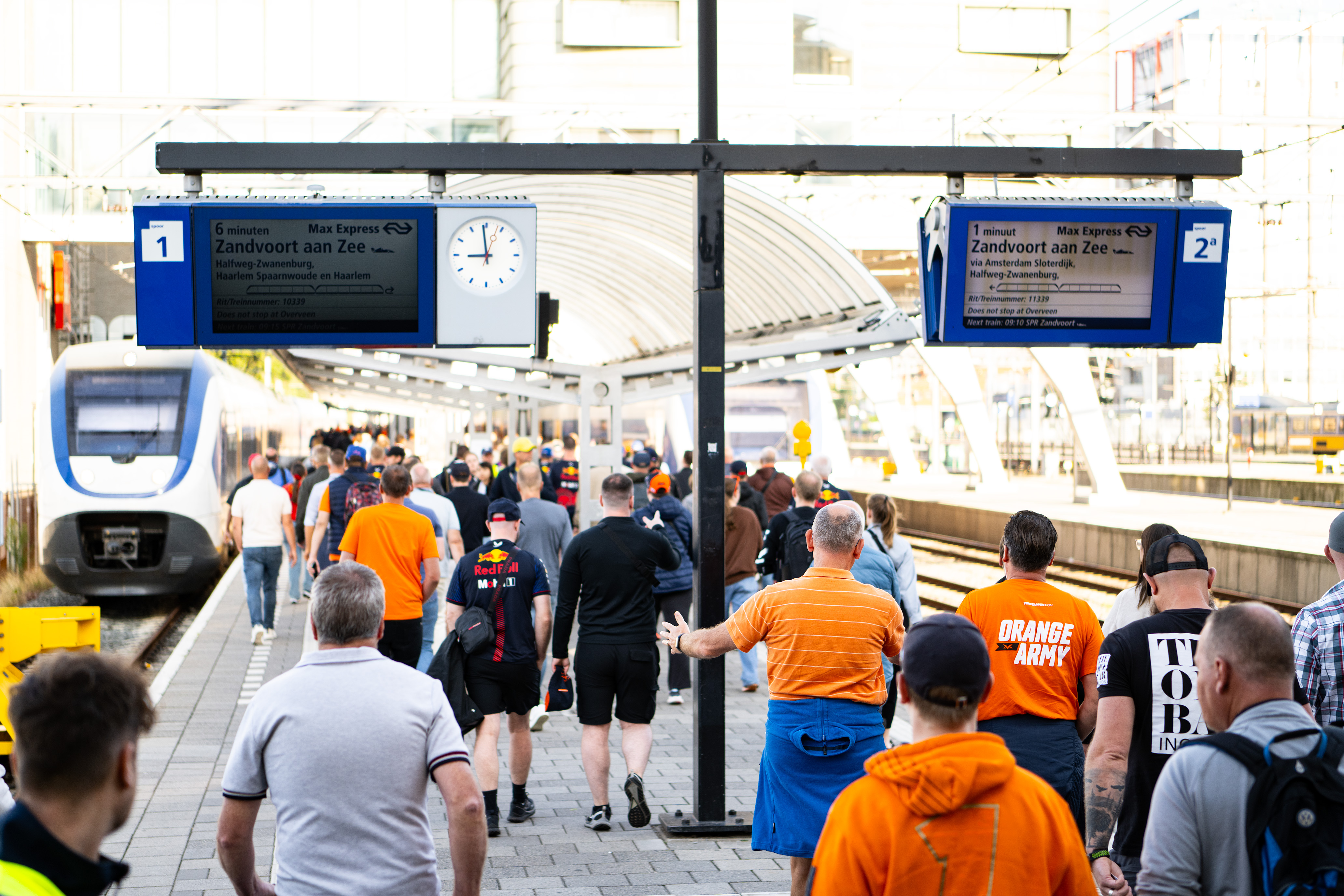 In totaal waren dat er 136.000: een record