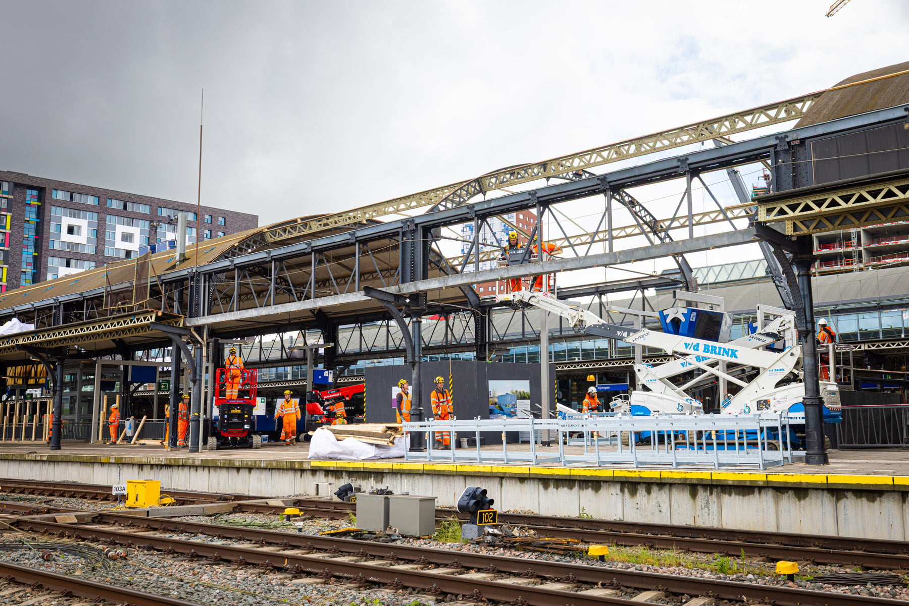 verwijderen perronkap station Nijmegen