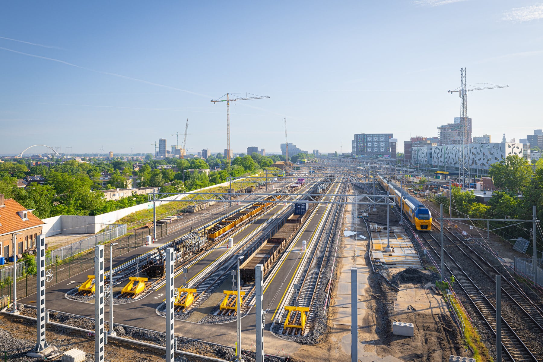 Het nieuwe opstelterrein is klaar om treinen op te parkeren