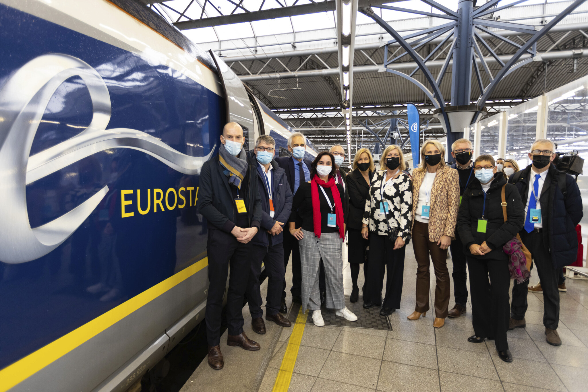 Vertrek van de klimaattrein in Brussel. Op de foto onder andere Ans Rietstra (COO ProRail) en Marjan Rintel (CEO NS)