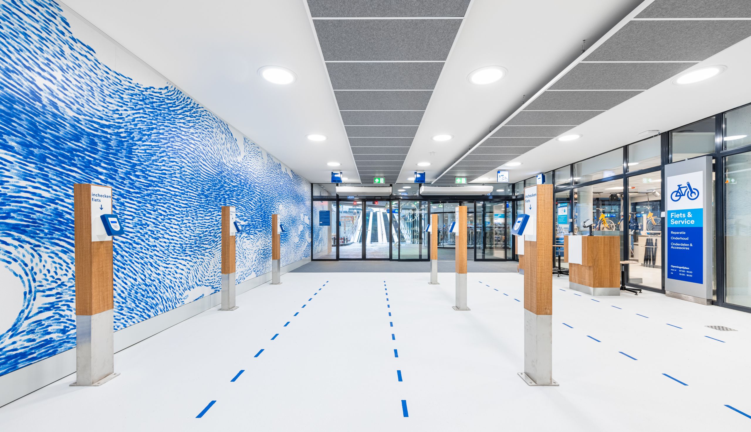 De nieuwe fietsenstalling in Zwolle (foto's van gemeente Zwolle)