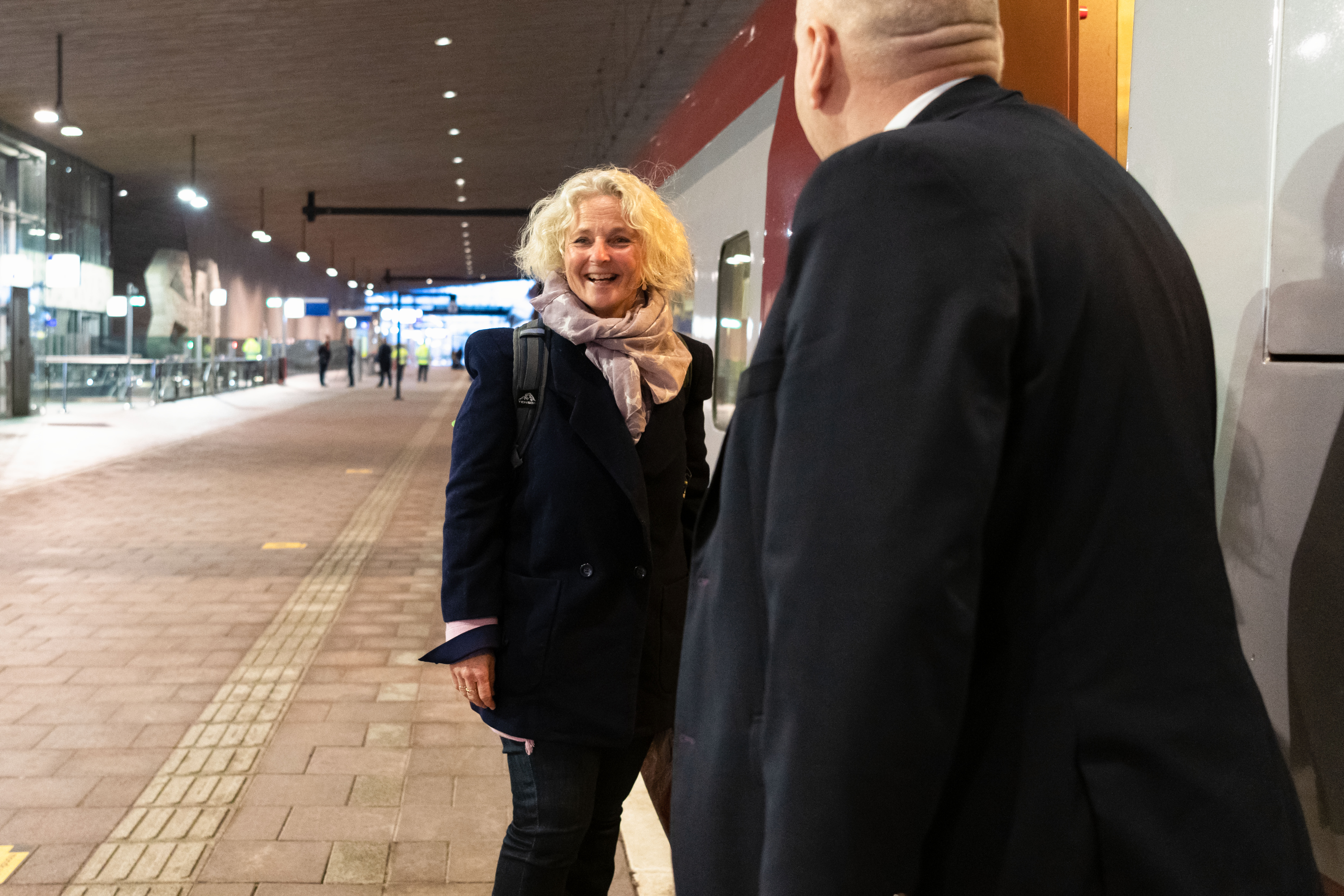 “De trein is heerlijk ontspannen en relax. Het is voor mij een soort wieg. Je gaat zo heerlijk een beetje op en neer en ik kan mijn gedachten volledig laten gaan.” - Anja Roodenburg