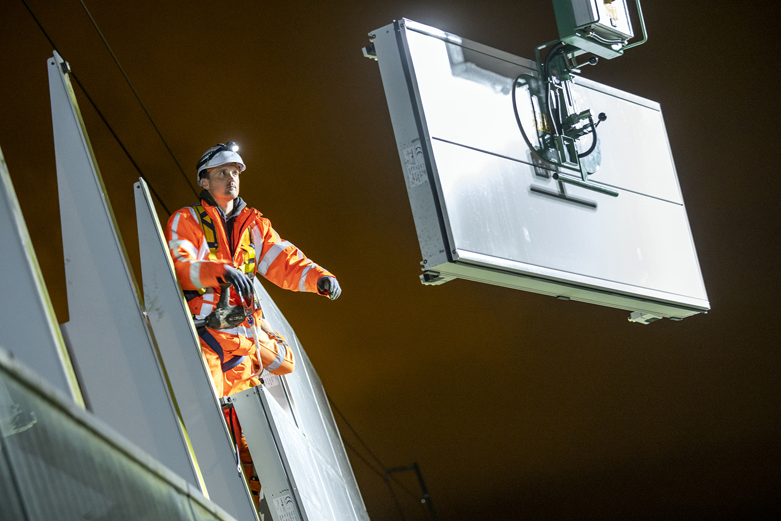 De panelen worden geplaatst