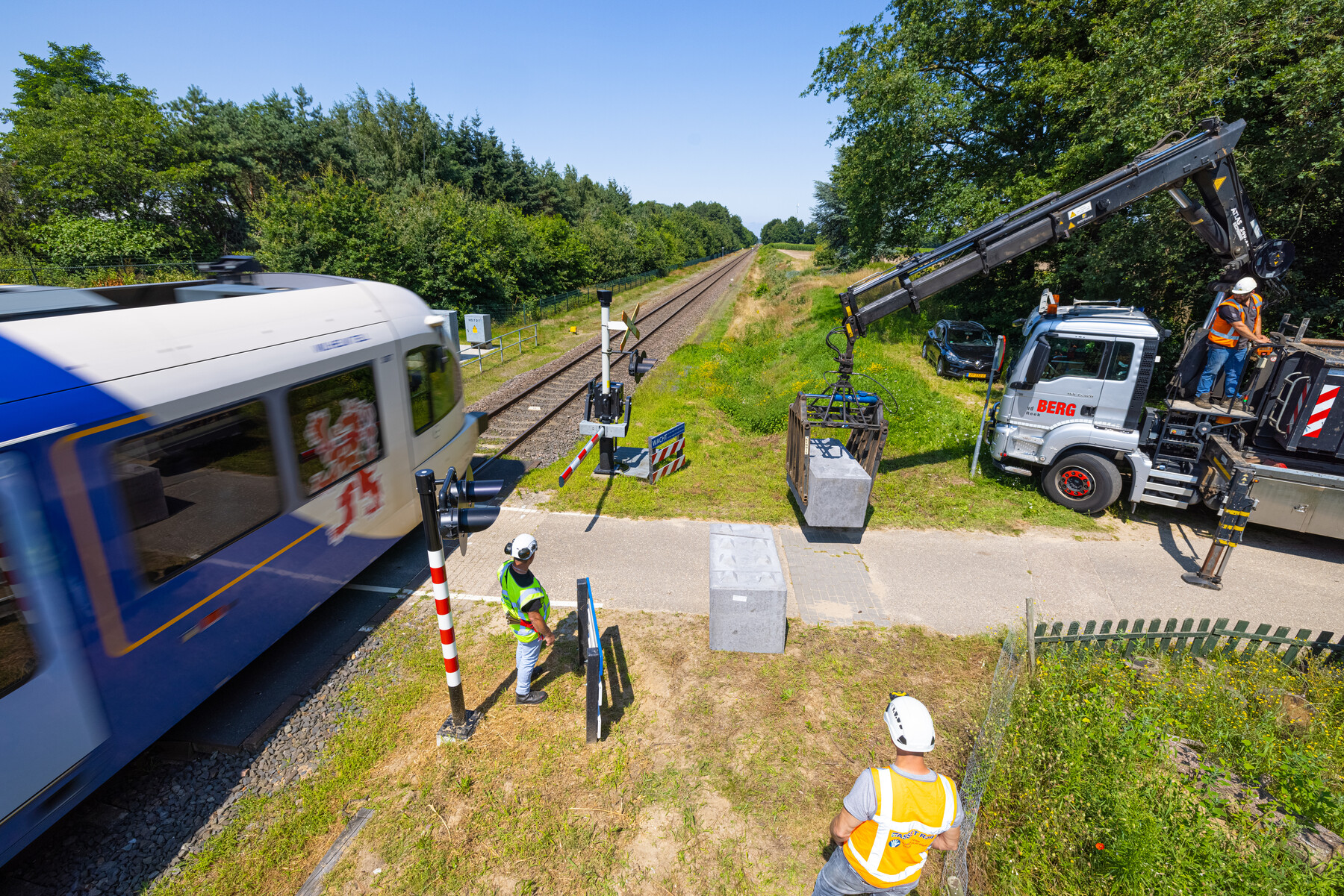 De 'legoblokken' worden geplaatst bij de overgang