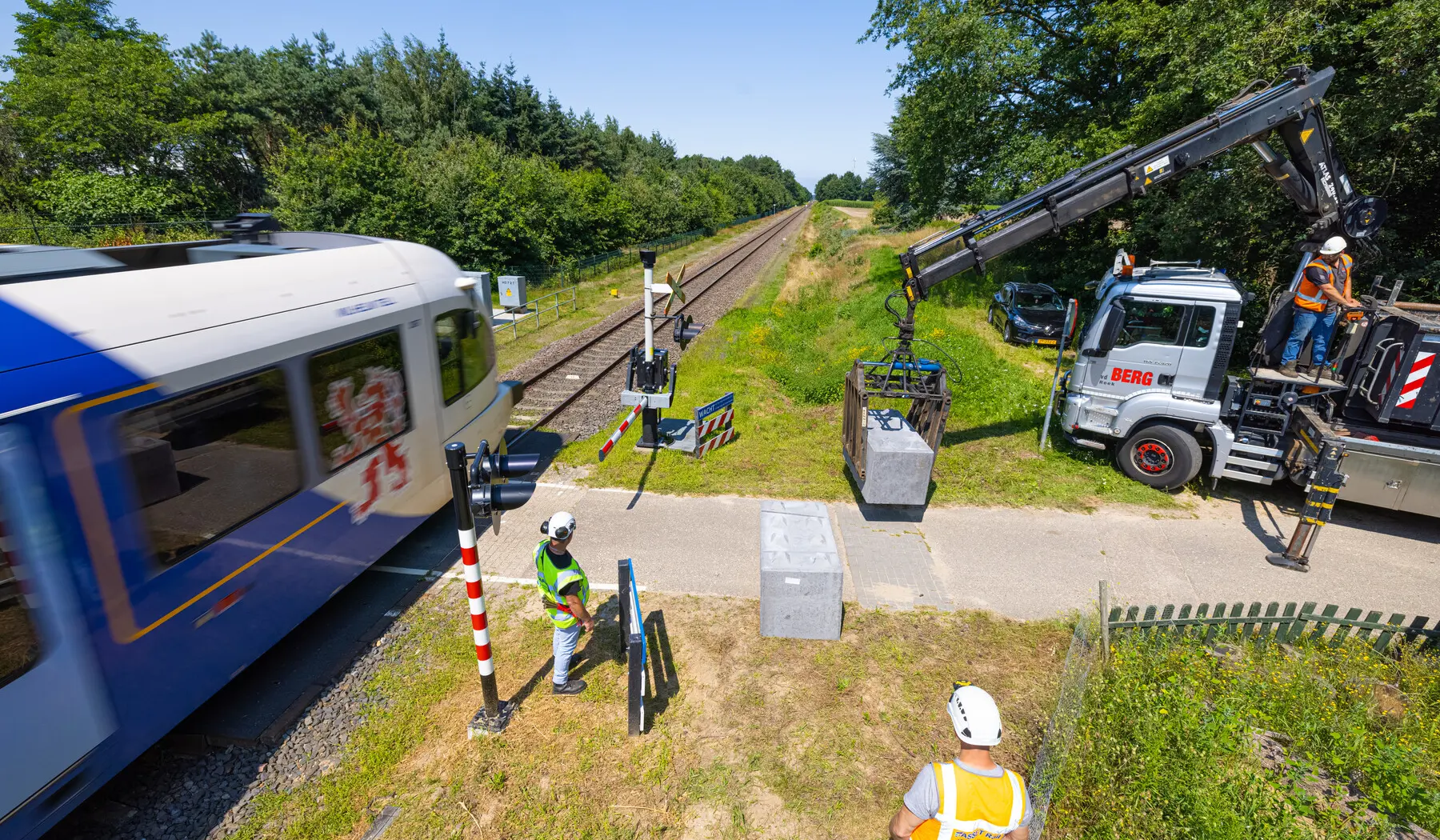 De 'legoblokken' worden geplaatst bij de overgang