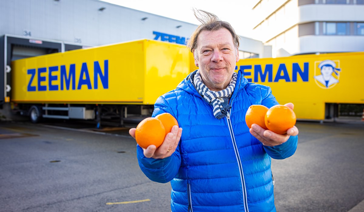 Herjon Conen, transportmanager bij Zeeman, werd getriggerd door een koeltrein vol sinaasappels