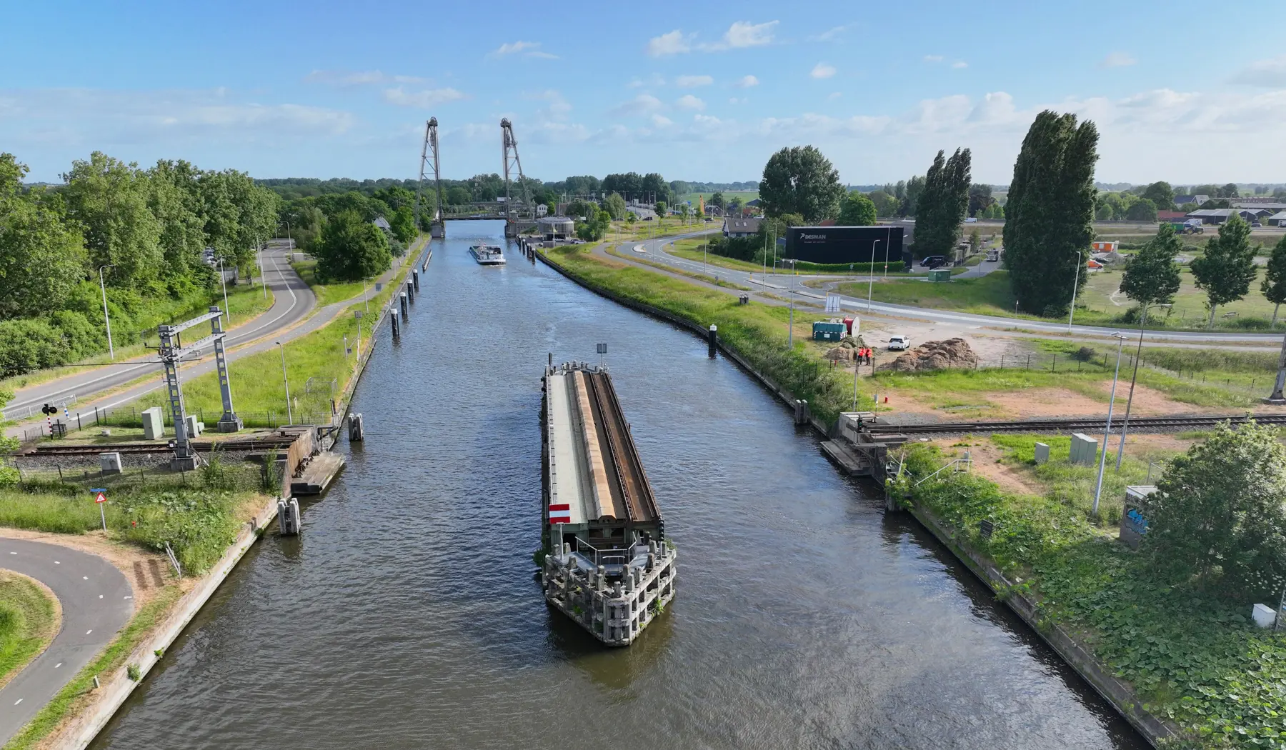 De brug in open toestand