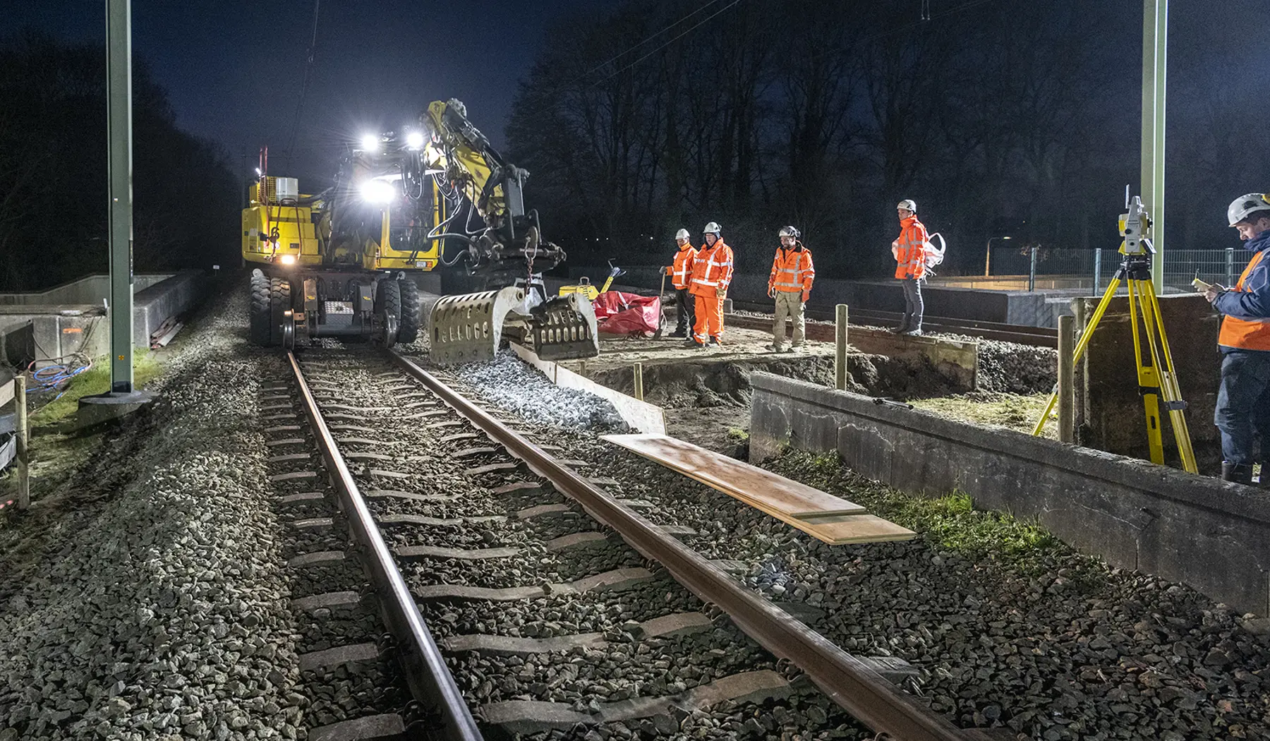 De krol staat op het spoor