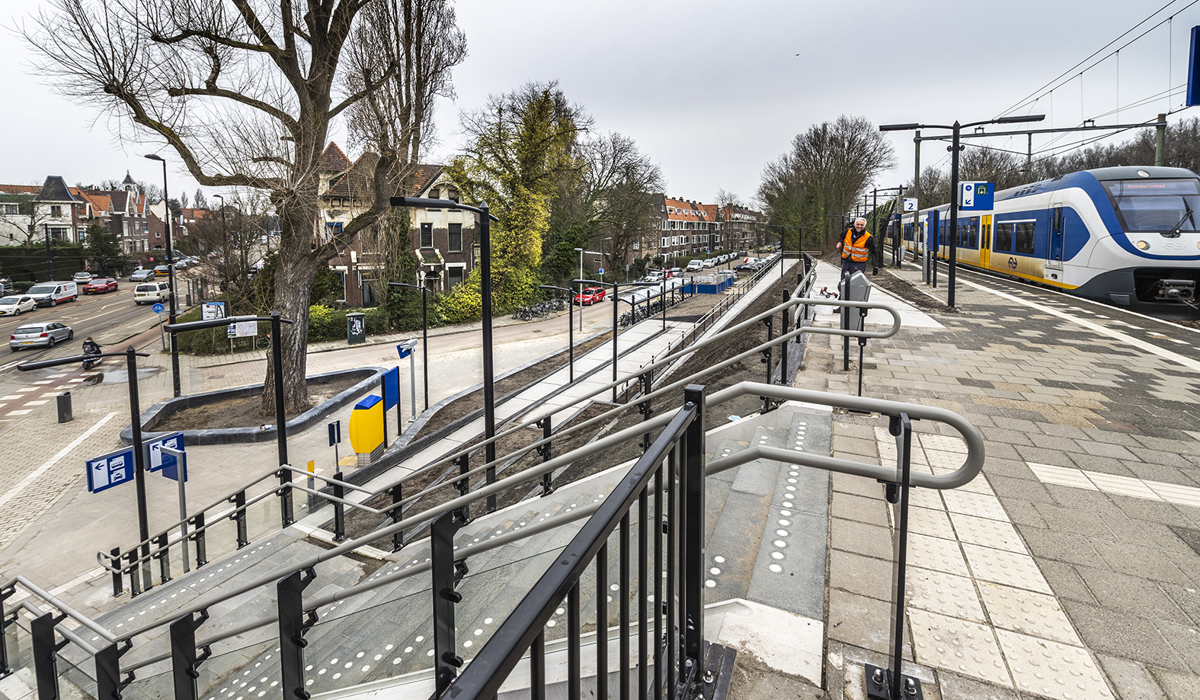 Het perron op Rotterdam Noord