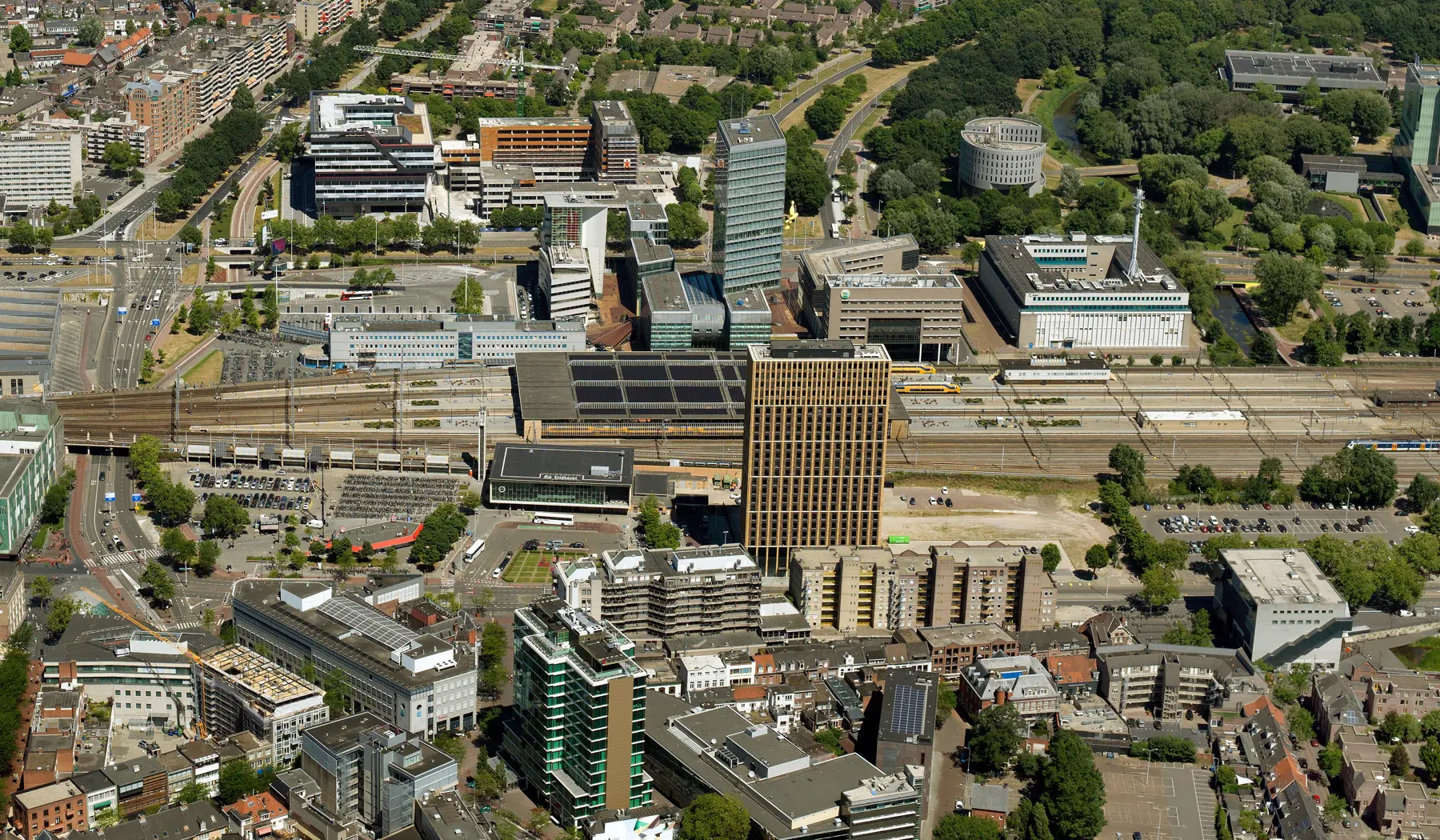 station Eindhoven Centraal vanuit de lucht