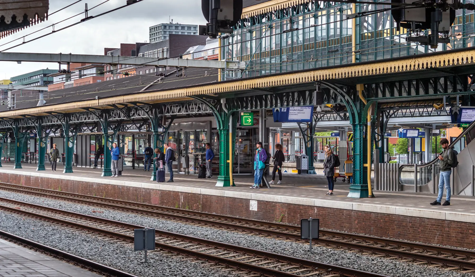 Perron op station Den Bosch