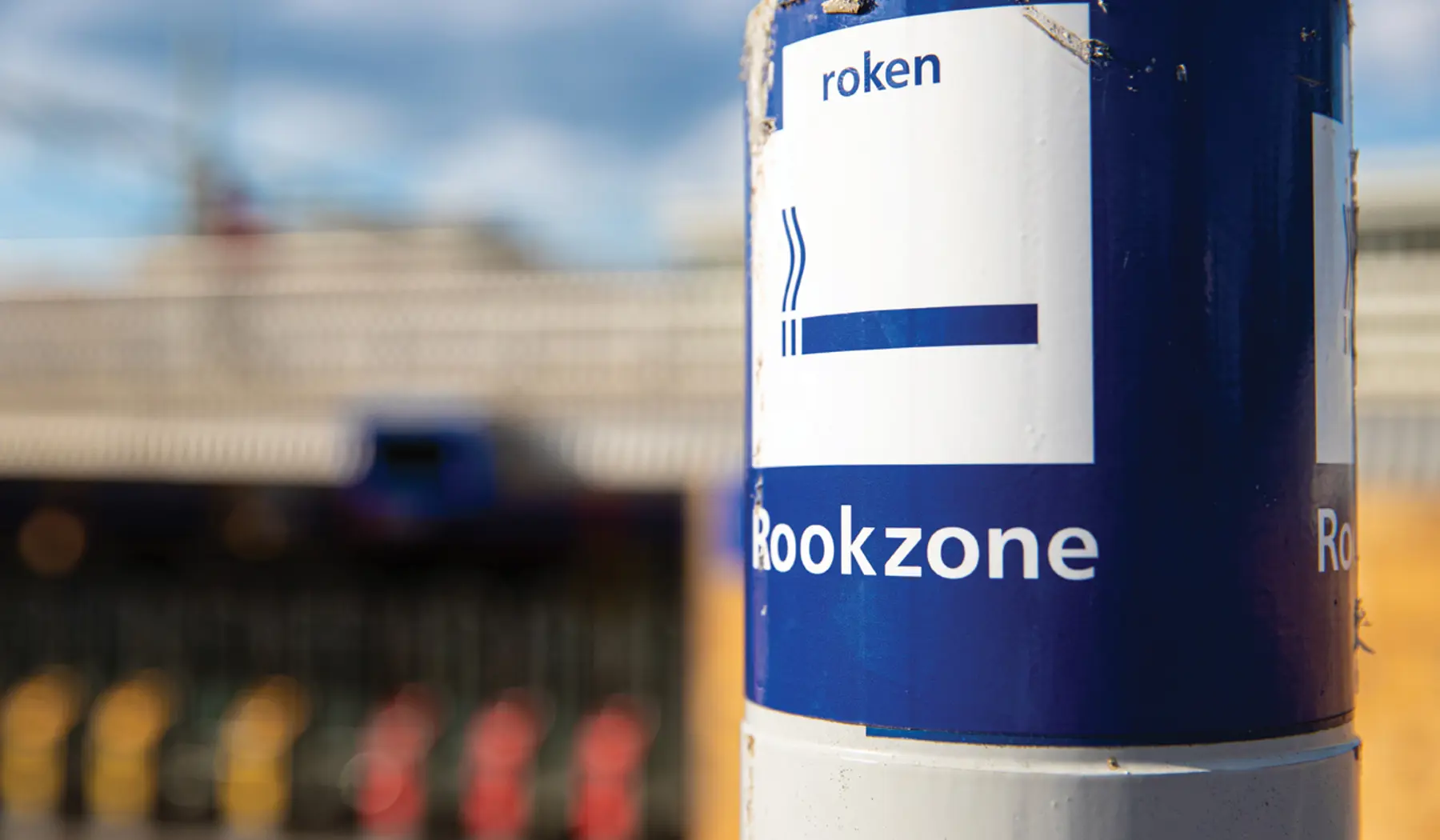 Rookzones zijn inmiddels verleden tijd op stations