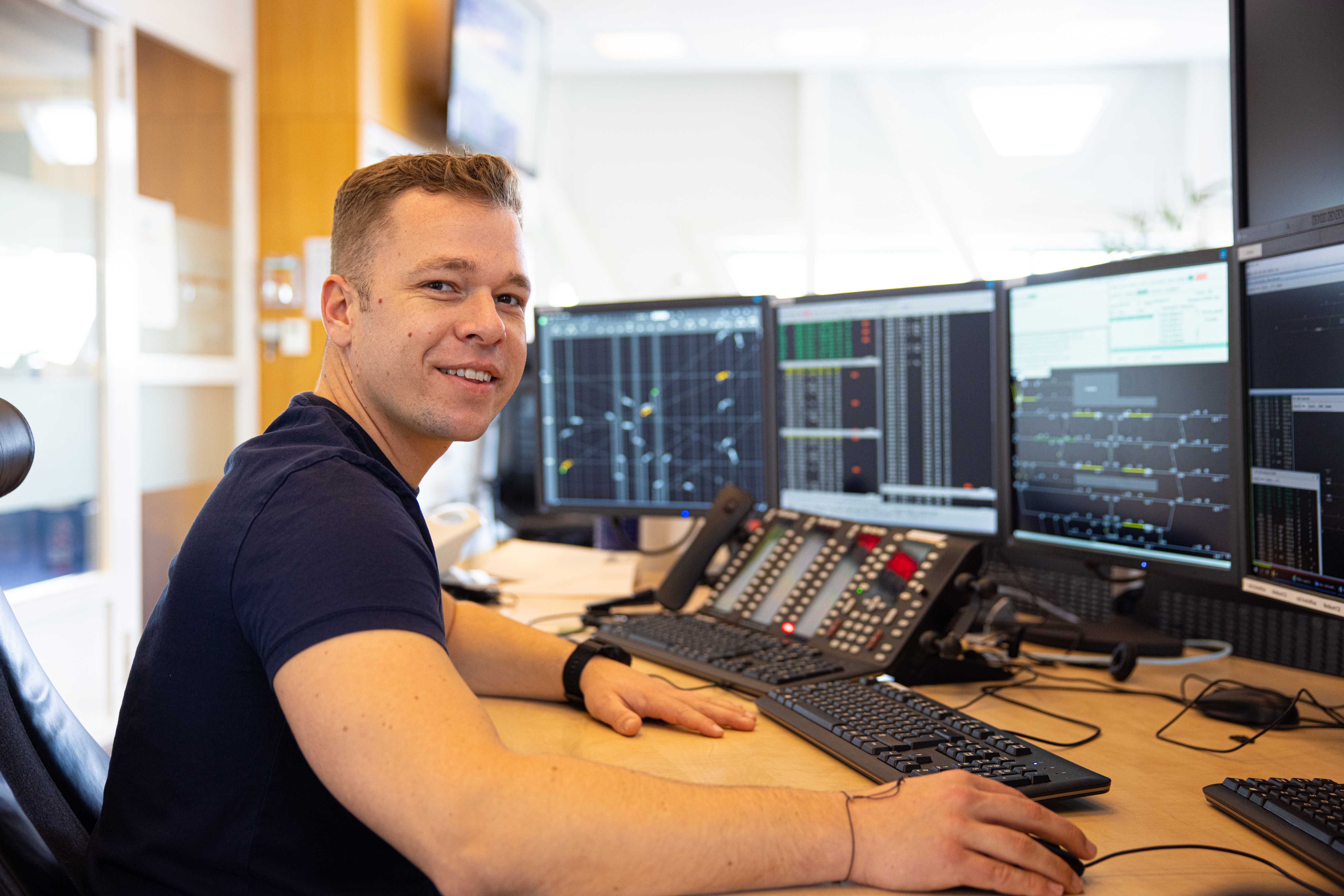 Tommy als treinverkeersleider