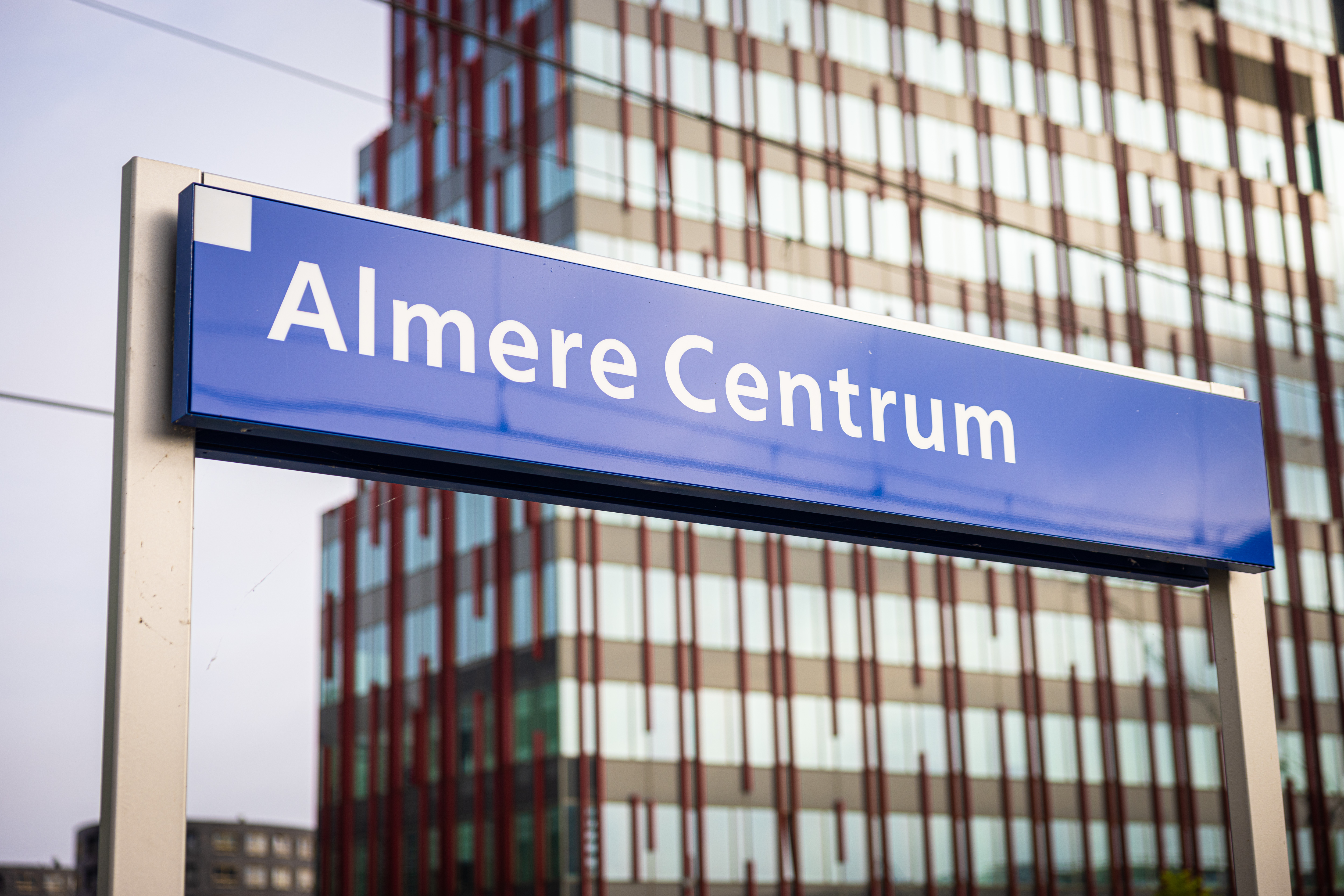 Stationsbord Almere Centrum
