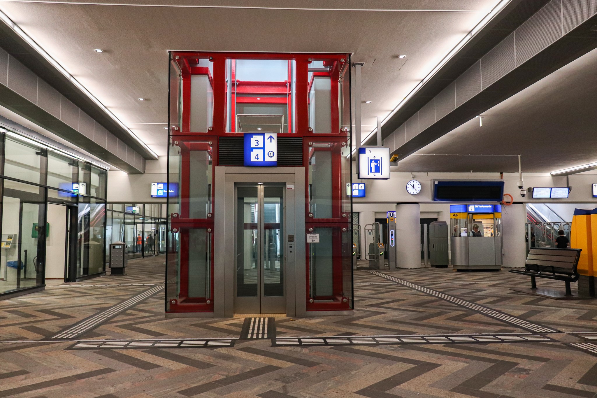Lift op station Almere Centrum