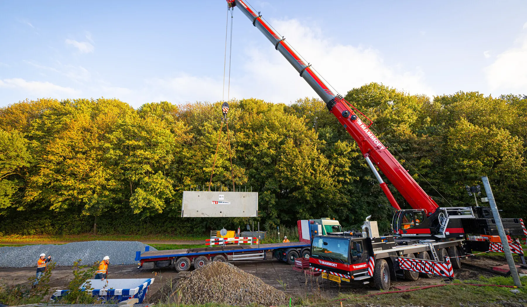 De tunnel voor de Herikervlierweg werd geplaatst